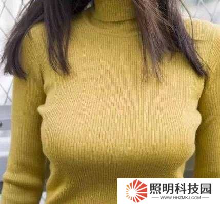 So貨撅起你的*奶頭來！敢問她這操作究竟有多毒辣？